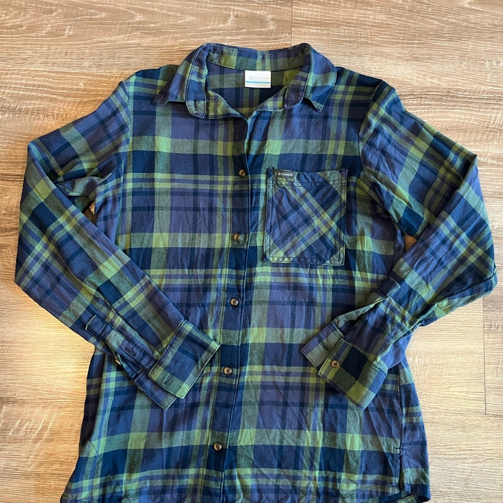 Columbia Women’s Plaid Button-Down Flannel Shirt Blue Green Size Medium